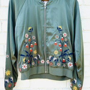 Xhilaration Autumn Days Green Floral Embroidered Bomber Jacket Top Medium